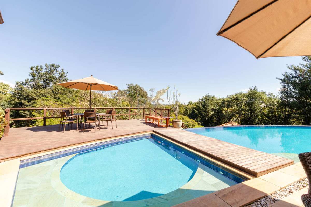 Chácara à venda com 4 quartos, 970m² - Colinas do Mosteiro de Itaici,Indaiatuba