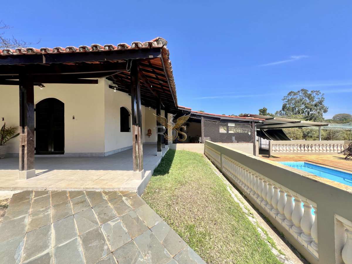 Chácara à venda com 4 quartos, 325m² - Colinas do Mosteiro de Itaici,Indaiatuba