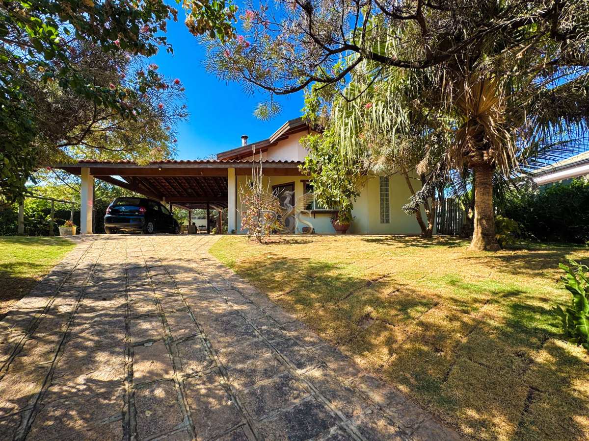 Chácara à venda com 6 quartos, 300m² - Colinas do Mosteiro de Itaici,Indaiatuba