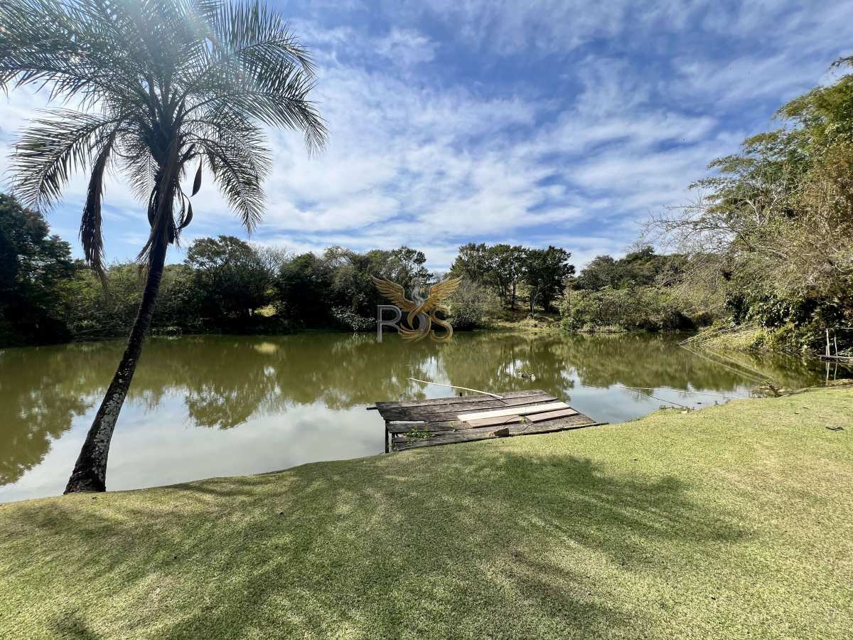 Chácara à venda com 6 quartos, 900m² - Colinas do Mosteiro de Itaici,Indaiatuba