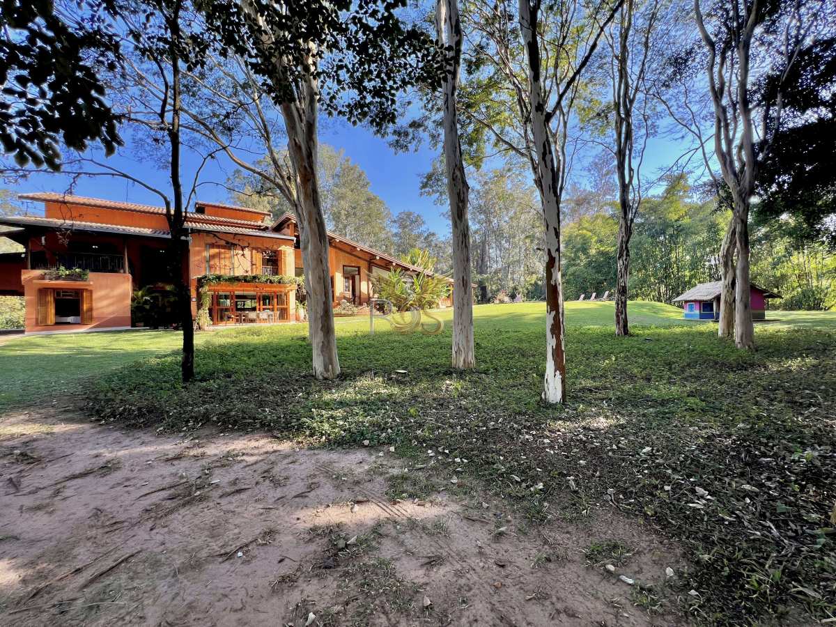 Chácara à venda com 8 quartos, 700m² - Colinas do Mosteiro de Itaici,Indaiatuba