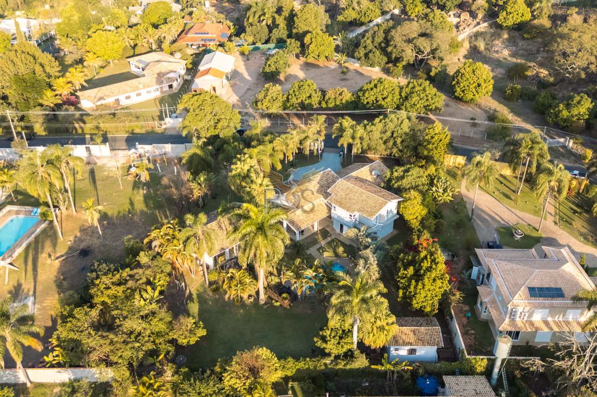 Chácara à venda com 4 quartos, 510m² - Vale das Laranjeiras,Indaiatuba